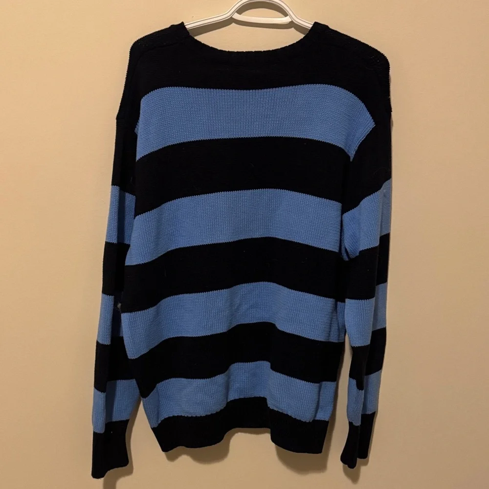 Brandy Melville Men's Blue & Black Striped Crewneck Sweater - Picture 3 of 3